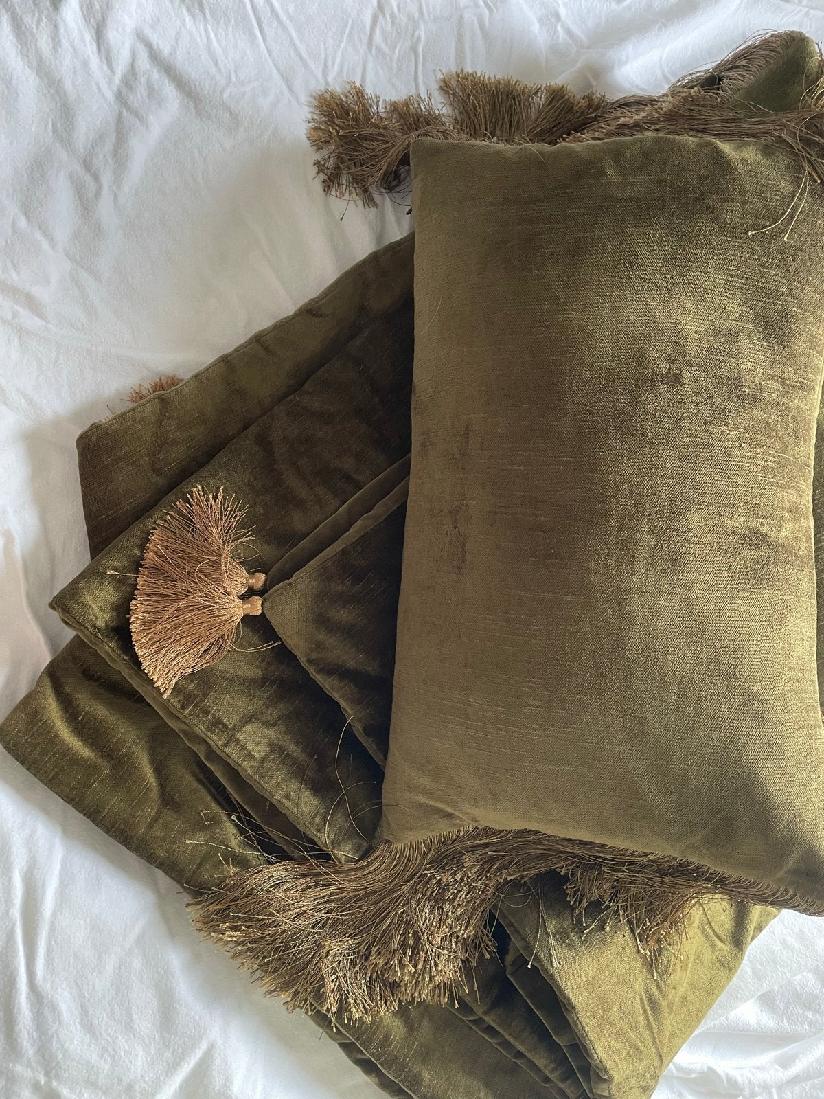 Rituals set van fluwelen kussens met sprei, Huis en Inrichting, Woonaccessoires | Kussens, Overige merken, Gebruikt, Met print