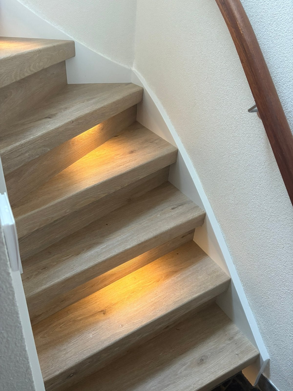 Foto 21 van Traprenovatie | €1500 | All incl | Geen aanbetaling!. Tot 15