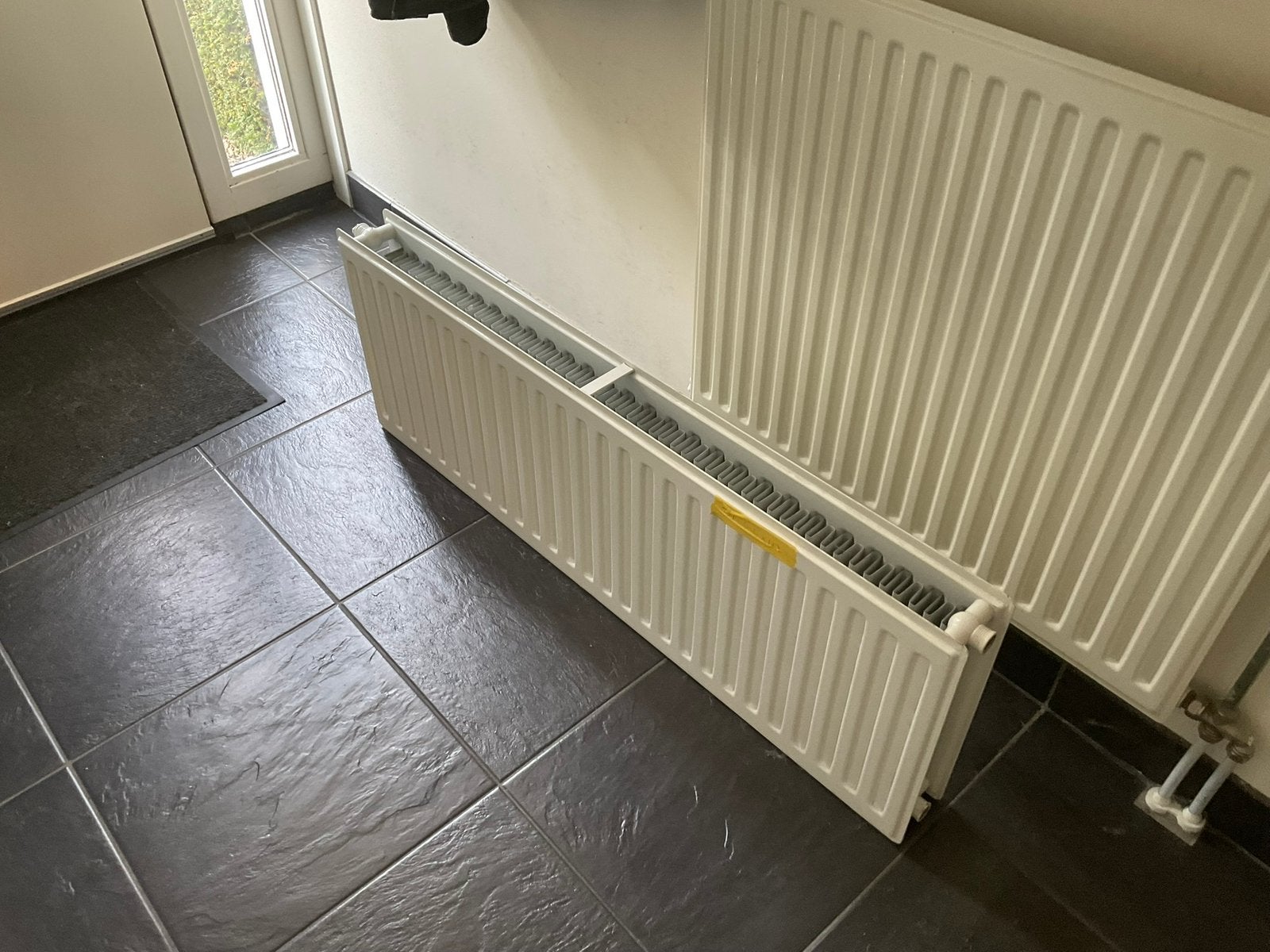 Radiator T21, Ophalen, Zo goed als nieuw, Radiator, 30 tot 80 cm