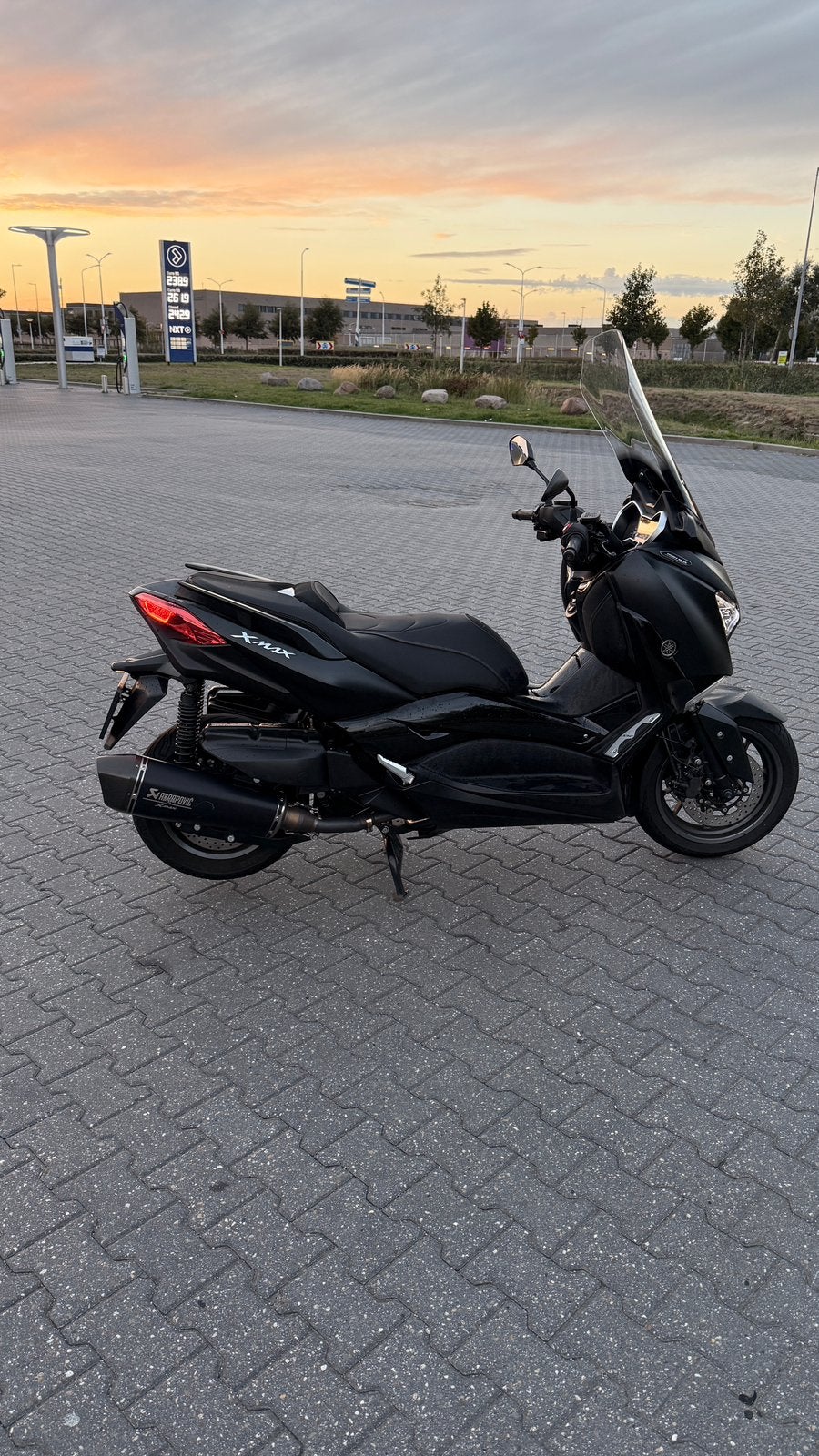 Yamaha XMAX 400 / Iron Max /Akrapovic/Alarm, Scooter, Occasion, Particulier, Automaat