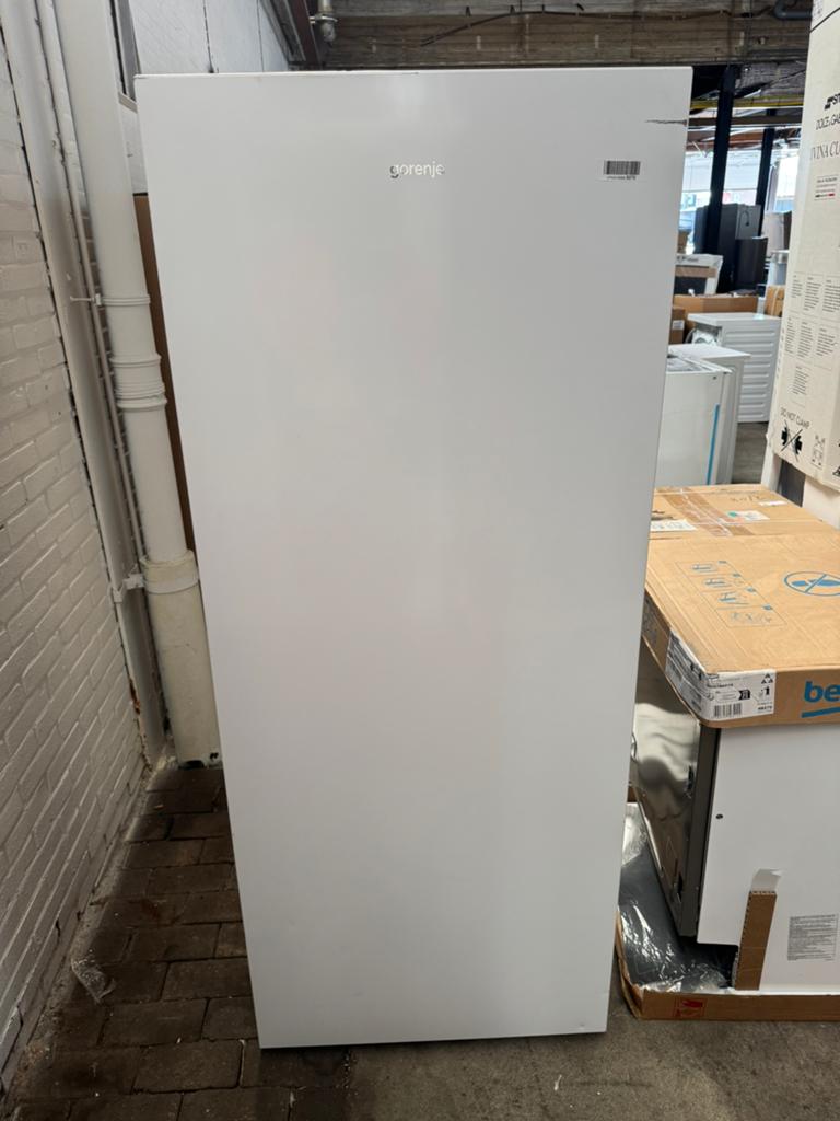 Nieuwe vriezer (No frost) extra breed 70cm ( outlet ), Witgoed en Apparatuur, Vrieskast, Nieuw, Energieklasse A of zuiniger, 160 cm of meer