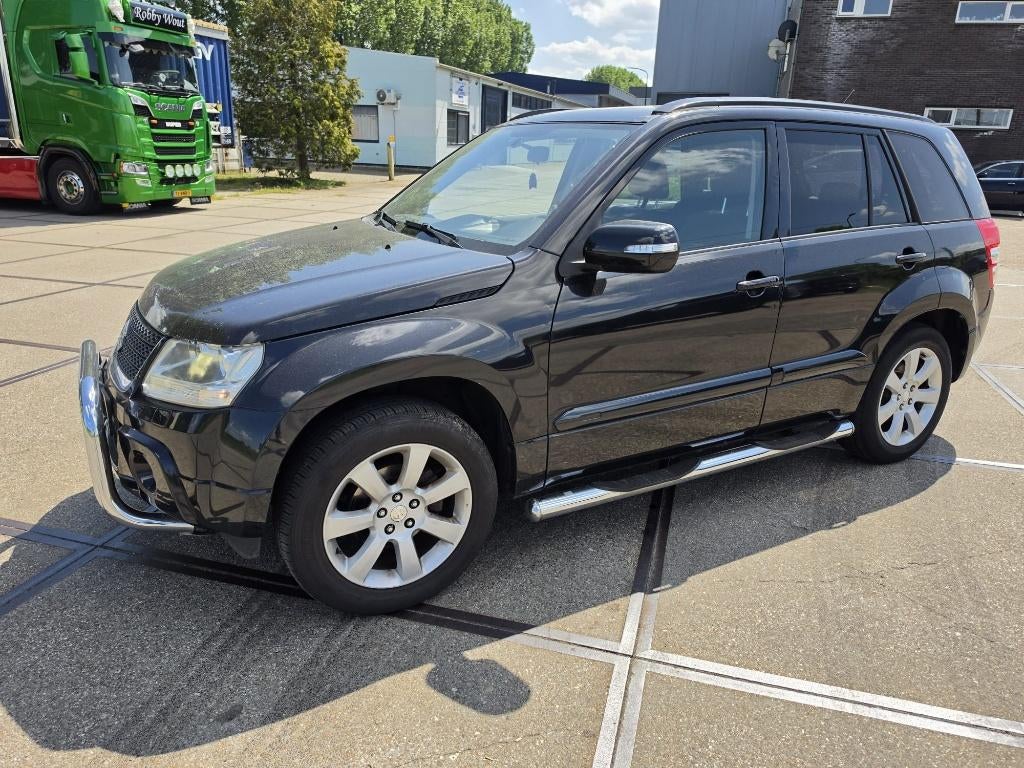 Suzuki Grand Vitara (Motorschade), Euro 5, Zwart, 4 cilinders, 1850 kg