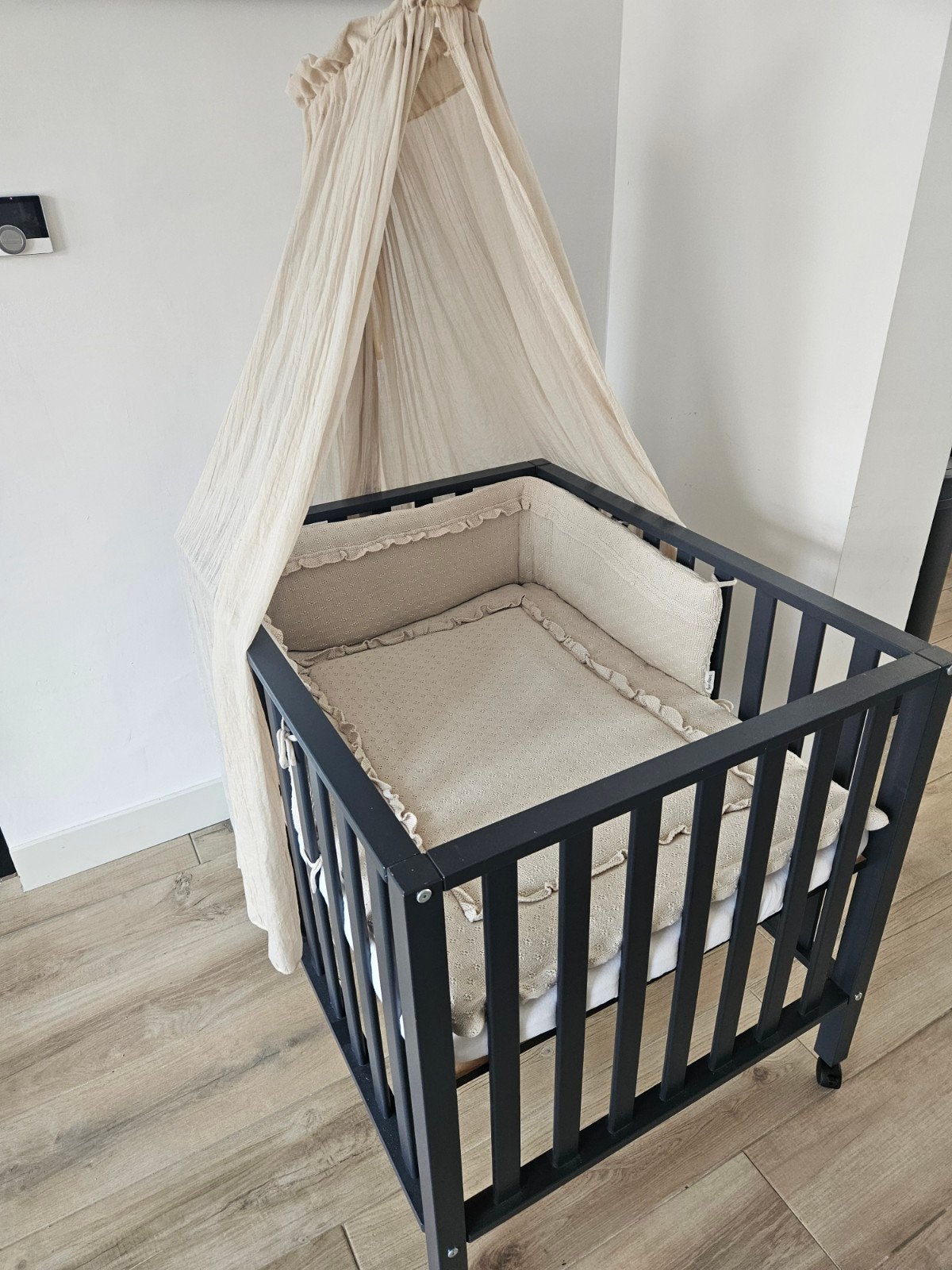 Childwood Box met Jollein hemel en Baby's Only bekleding, Ophalen, Gebruikt, Rechthoekig, In hoogte verstelbaar