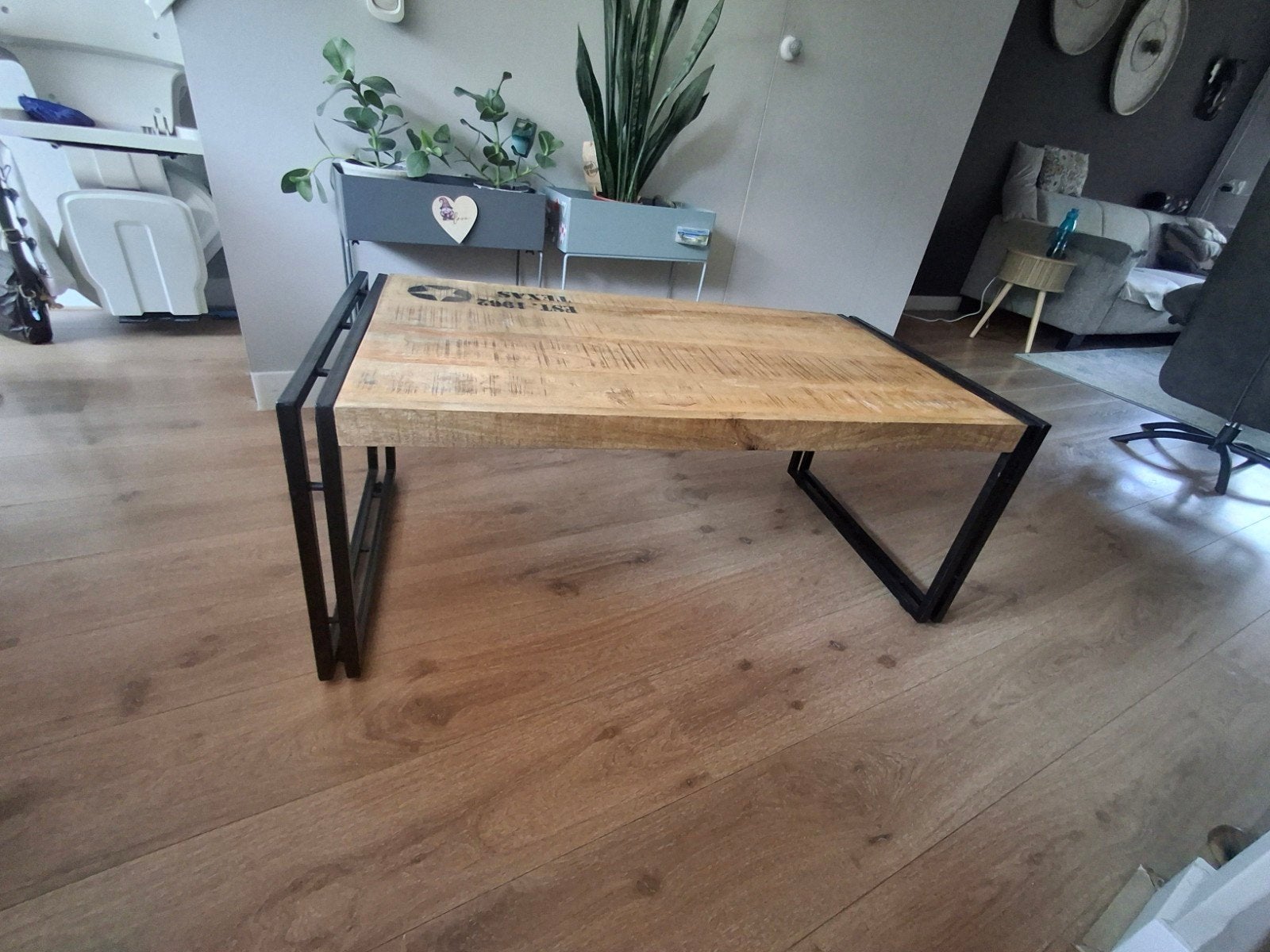 mooie salontafel, Ophalen, 100 tot 150 cm, 50 tot 100 cm, Zo goed als nieuw