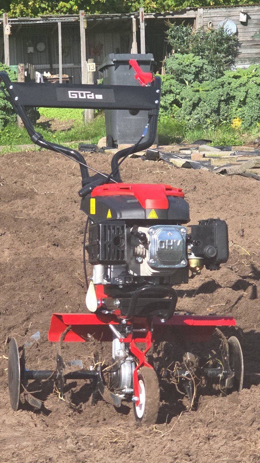 Grondfrees te huur!, Ophalen of Verzenden, Benzine, Tuinfrees