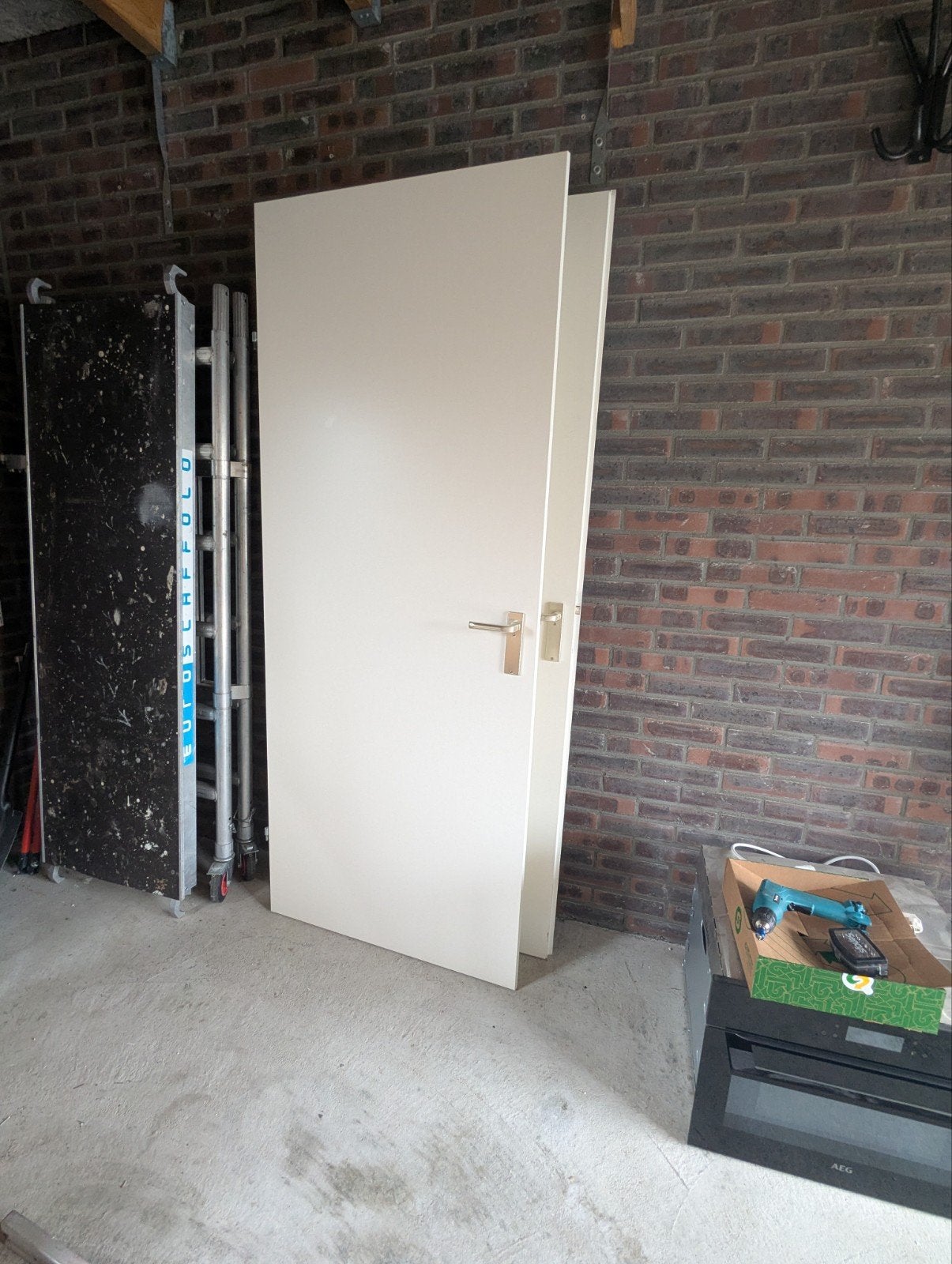 2 deuren inclusief deurbeslag en kozijnen, Doe-het-zelf en Verbouw, Ophalen, Binnendeur, 200 tot 215 cm