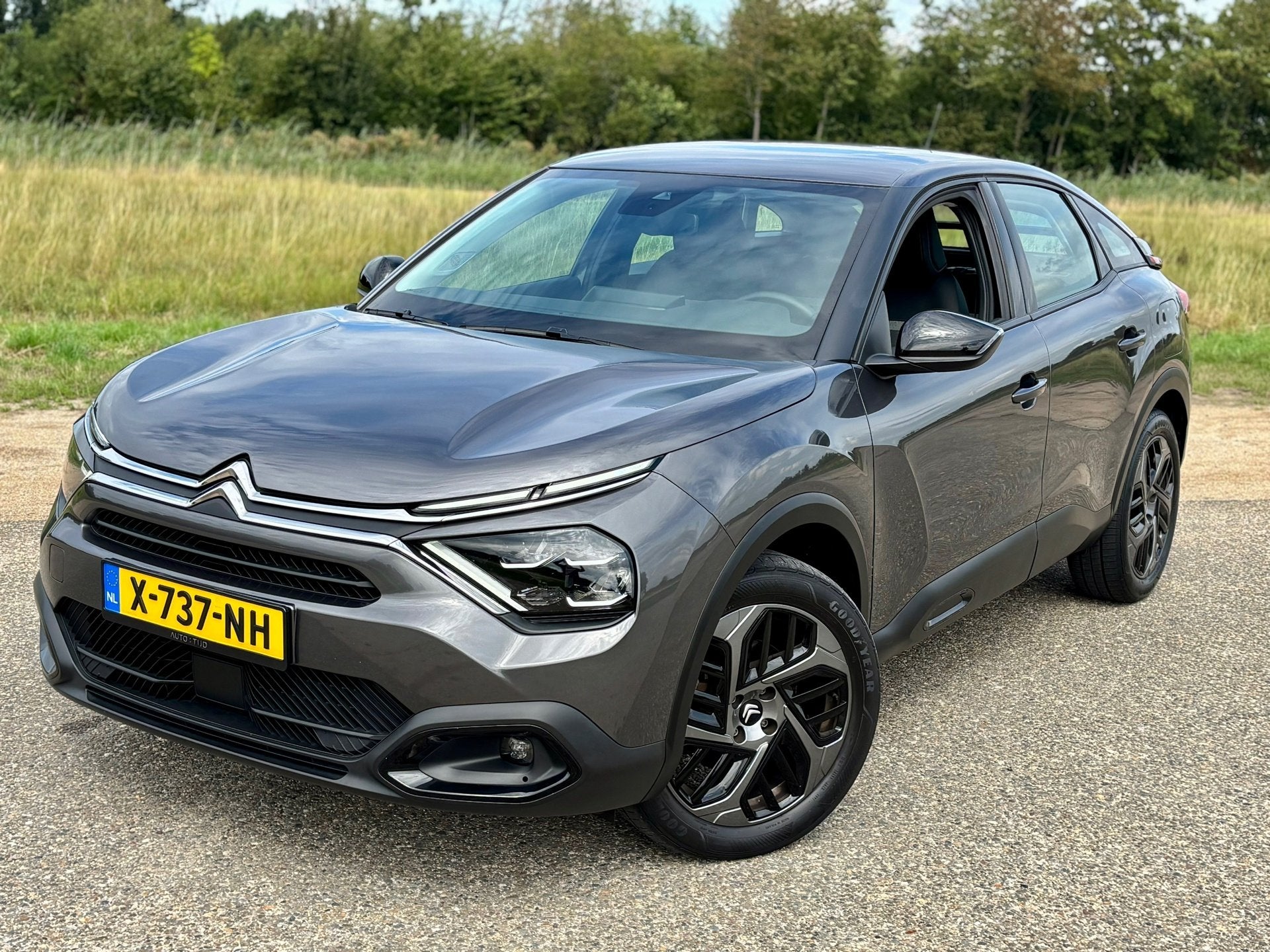 Citroen C4 1.2 Puretech Shine Aut/Camera/Navi/Clima, Auto's, Gebruikt, 1199 cc, Leder en Stof, 1253 kg