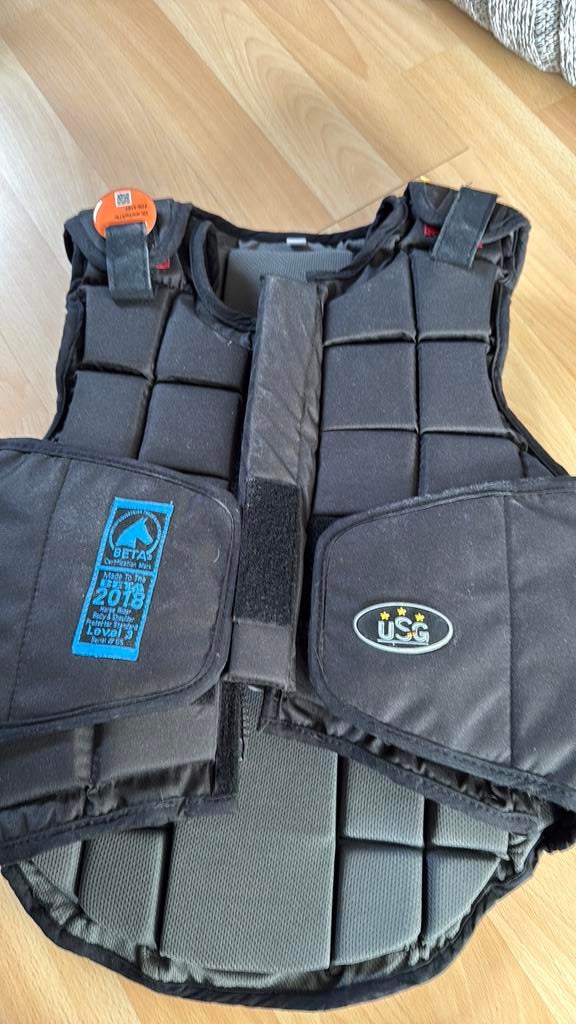 Body protector maat child L, merk USG, Dieren en Toebehoren, Paarden en Pony's | Beschermers, Ophalen, Gebruikt