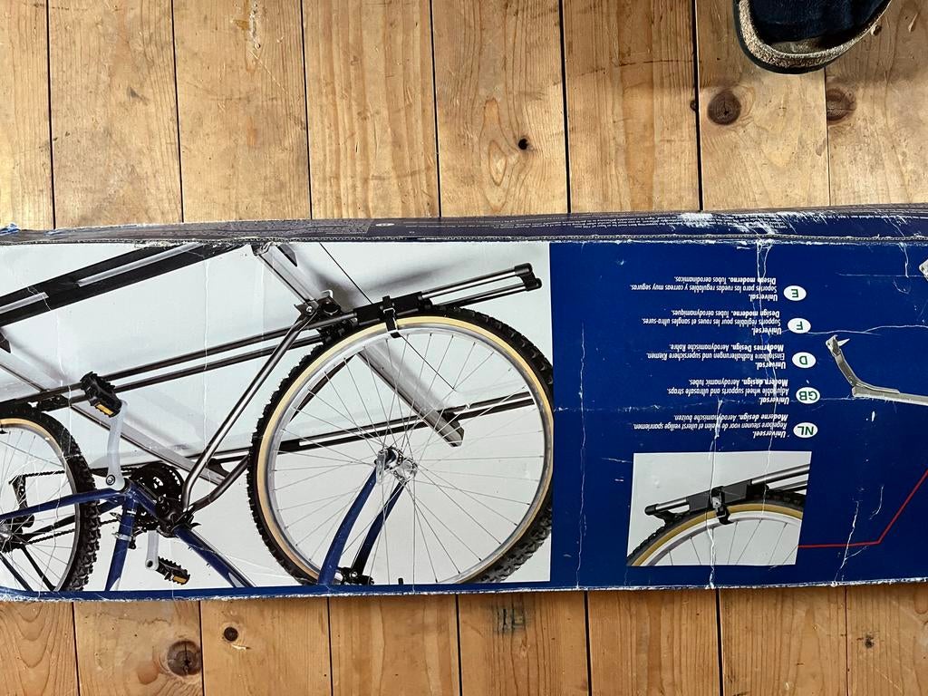 Halfords fietsendrager, Ophalen, 1 fiets, Zo goed als nieuw, Dakdrager