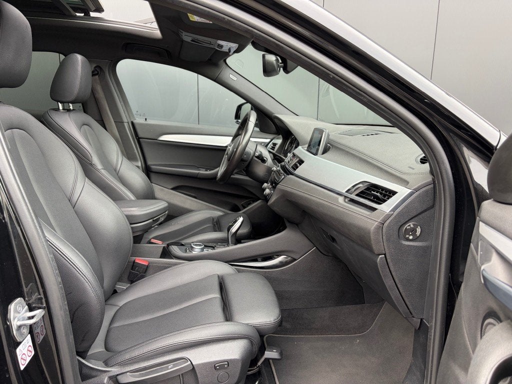 BMW X2 sDrive18i M Sport Aut. Pano Leder LED Camera Sfeerlic, Automaat, Dealer onderhouden, X2, Gebruikt