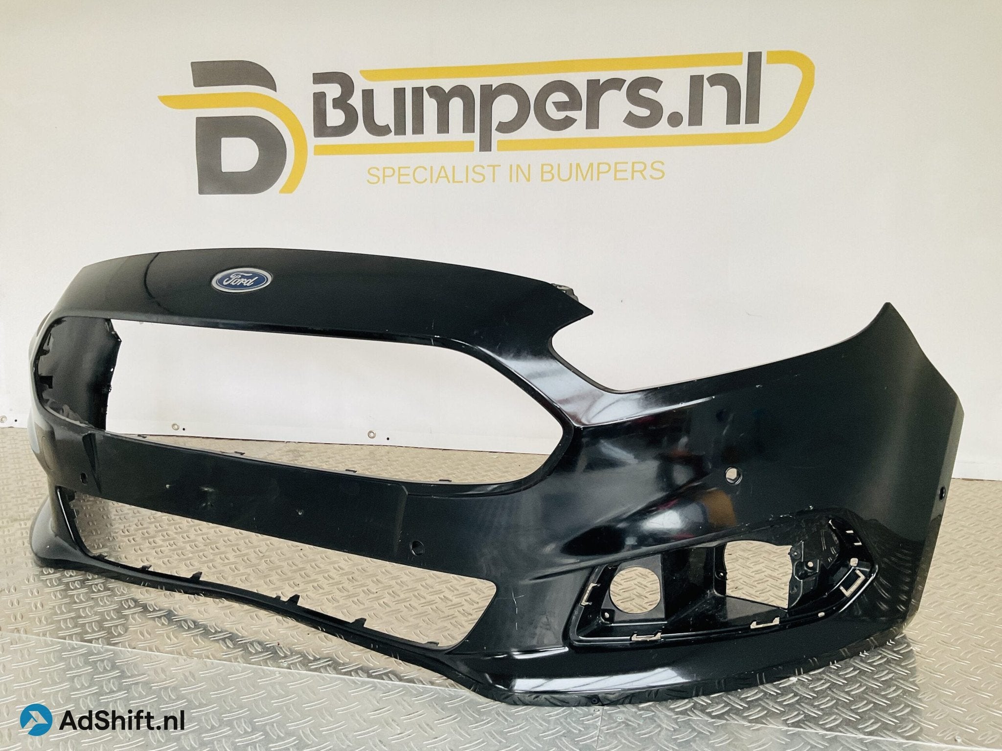 BUMPER Ford S Max SMax 6xpdc 2015-2019 em2v-17h772 VOORBUMPE, Bumper