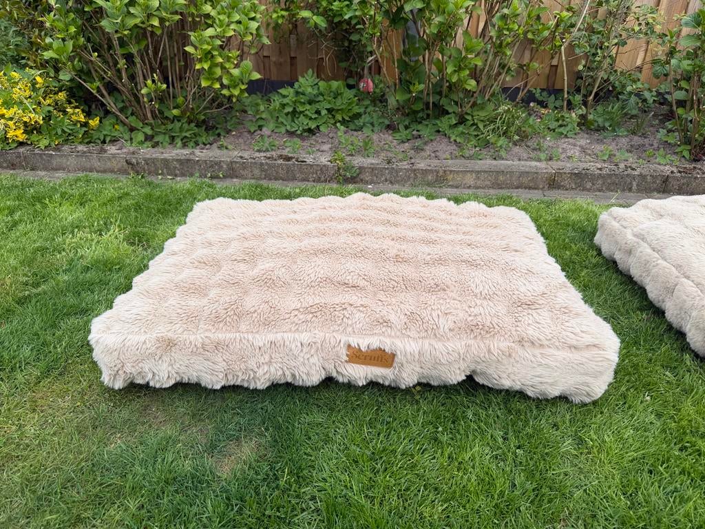 Scruffs Alpine kussen hond champagne beige L, Ophalen of Verzenden, Zo goed als nieuw