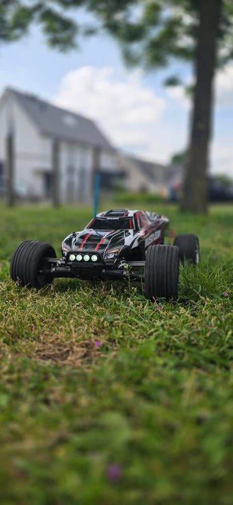 Traxxas Rustler 2WD met LED verlichting aangepaste tandwiel, Elektro, Gebruikt, Auto offroad, Ophalen of Verzenden