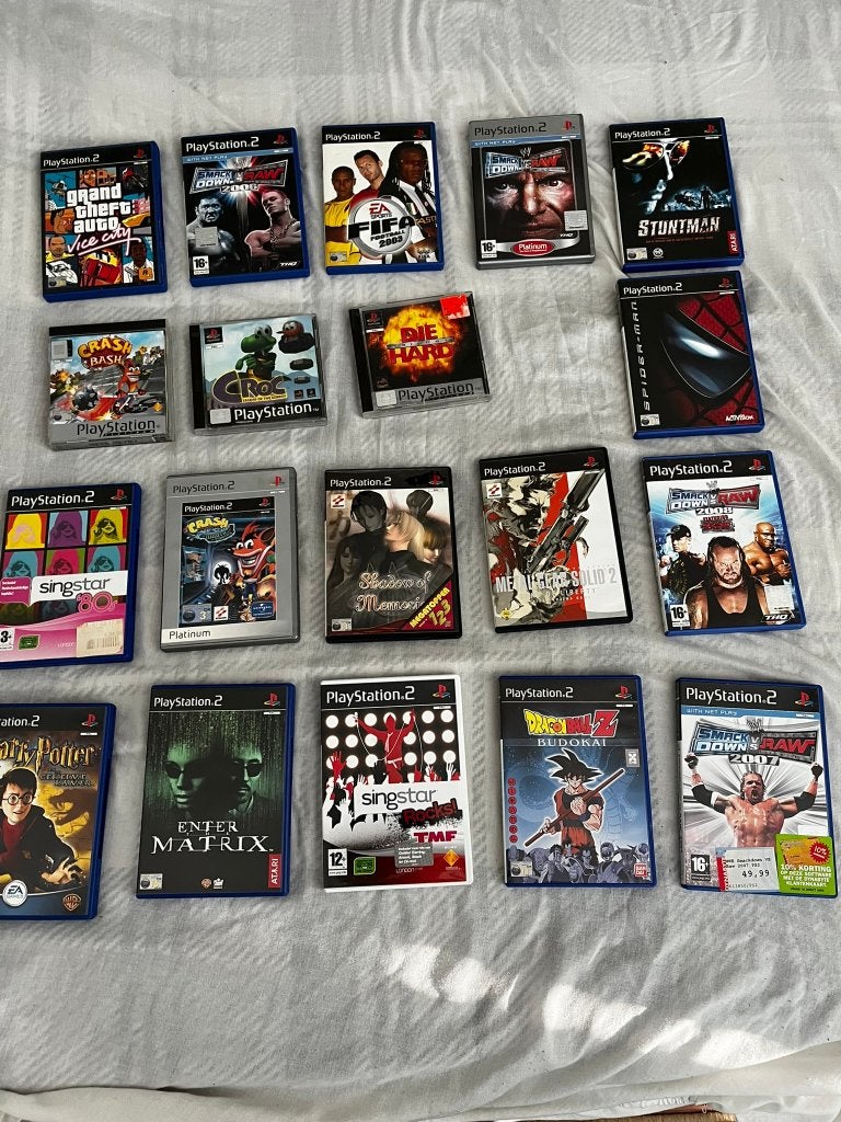 Mooie partij PS2 & PS1 spellen (18 stuks) – Incl boekjes, Spelcomputers en Games, Ophalen, 1 speler, Racen en Vliegen, Zo goed als nieuw