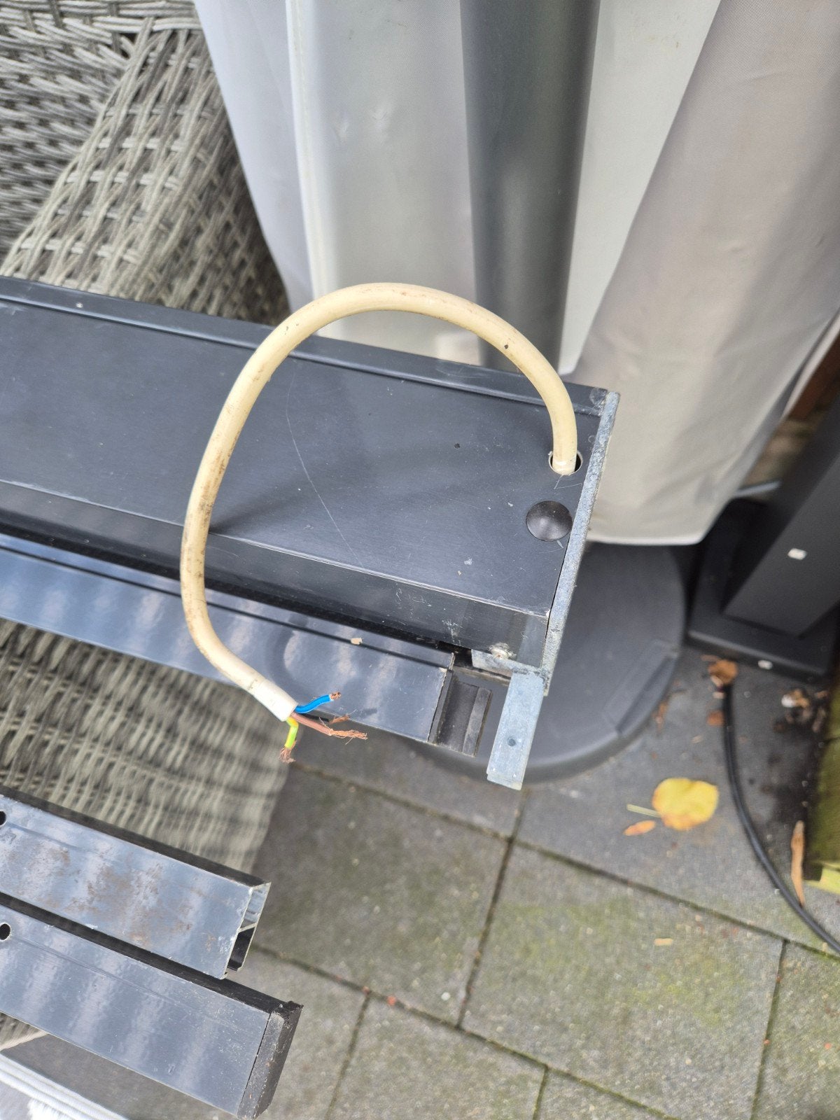 Te koop antraciet kleurige elektrische screen, Doe-het-zelf en Verbouw, Rolluiken, Ophalen, 200 cm of meer, 200 cm of meer