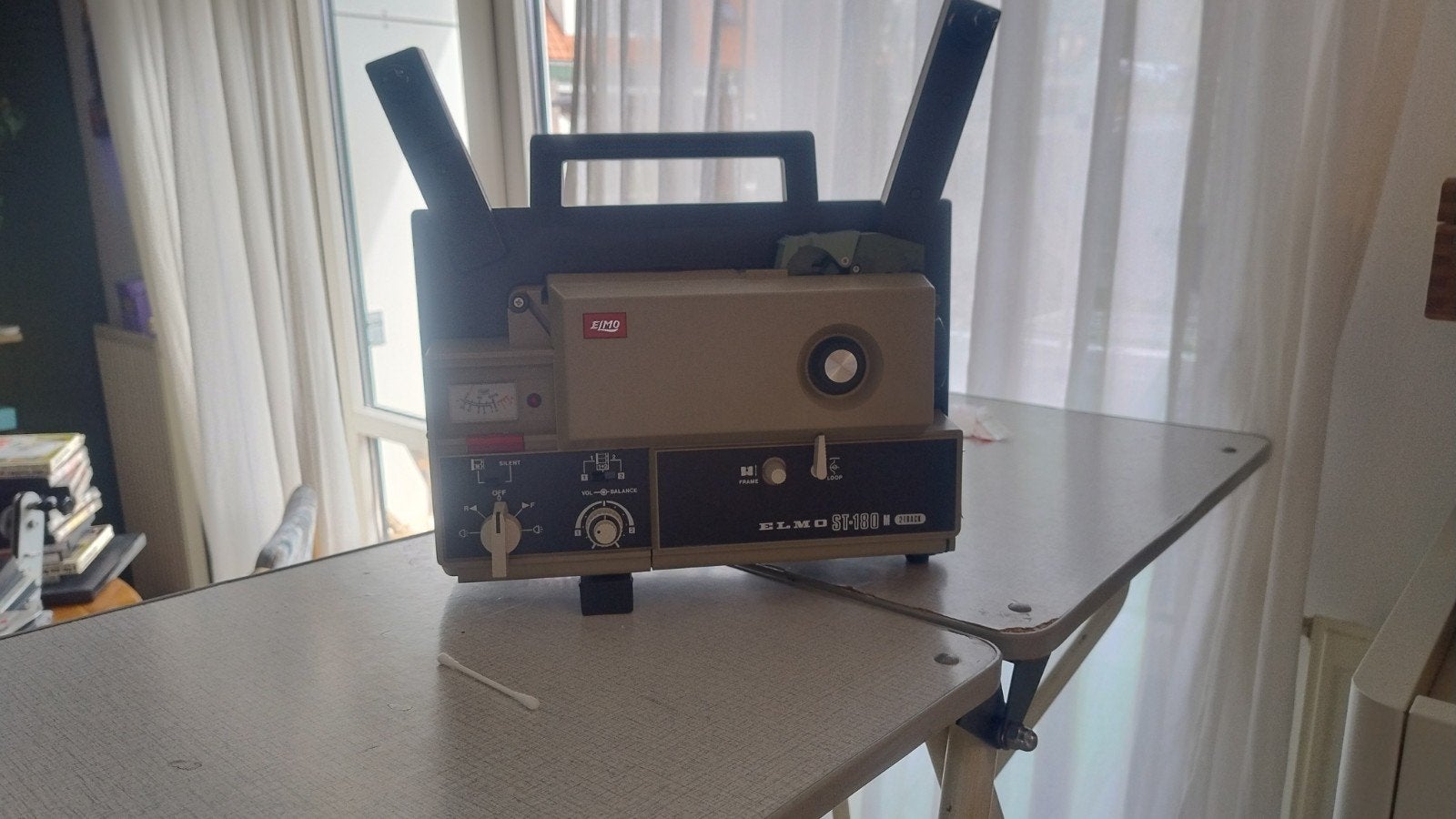 Elmo ST180 super 8 Geluidsprojector, Ophalen of Verzenden, Zo goed als nieuw