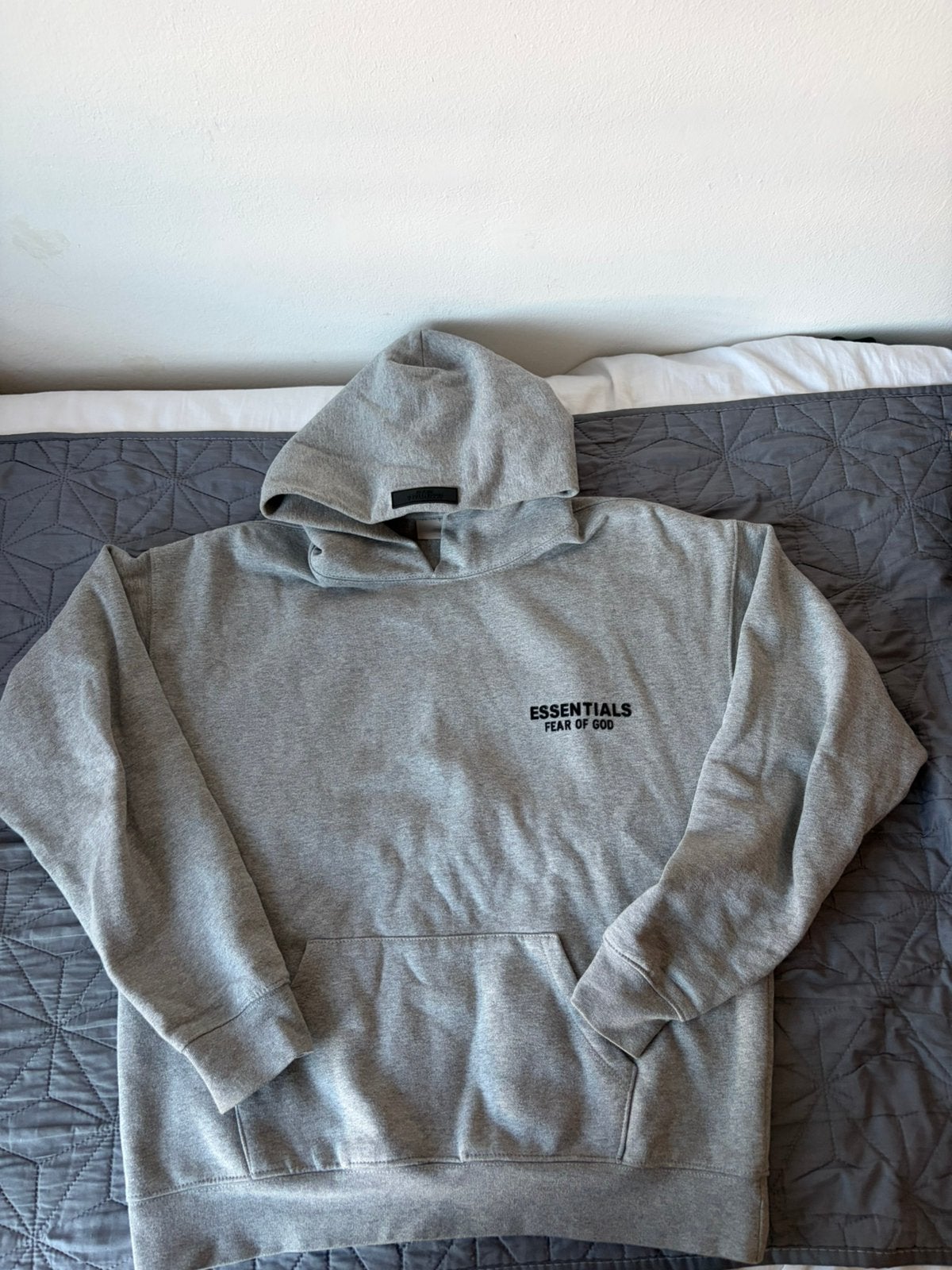 Essentials setje maat M, Kleding | Heren, Ophalen, Zo goed als nieuw, Maat 48/50 (M), Grijs