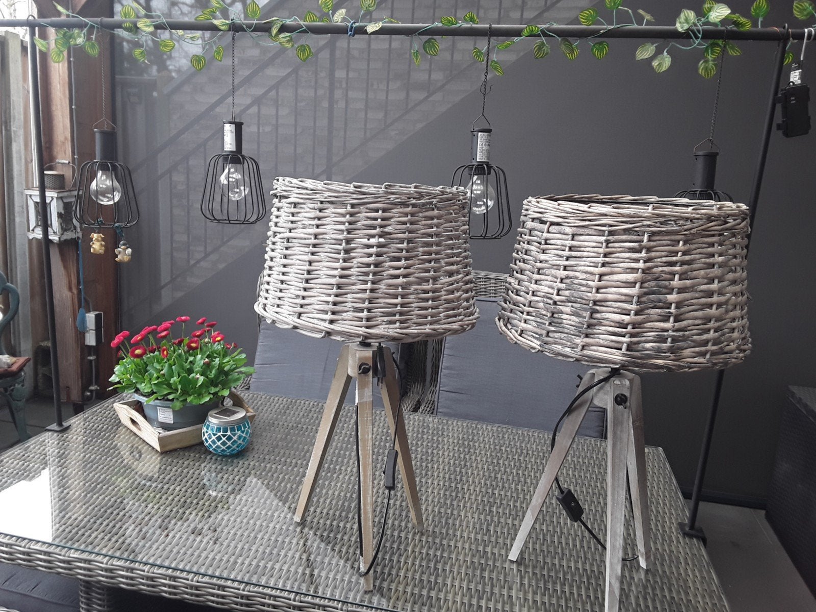 Lampjes met rieten kapjes 60 cm hoog, Ophalen of Verzenden, Zo goed als nieuw