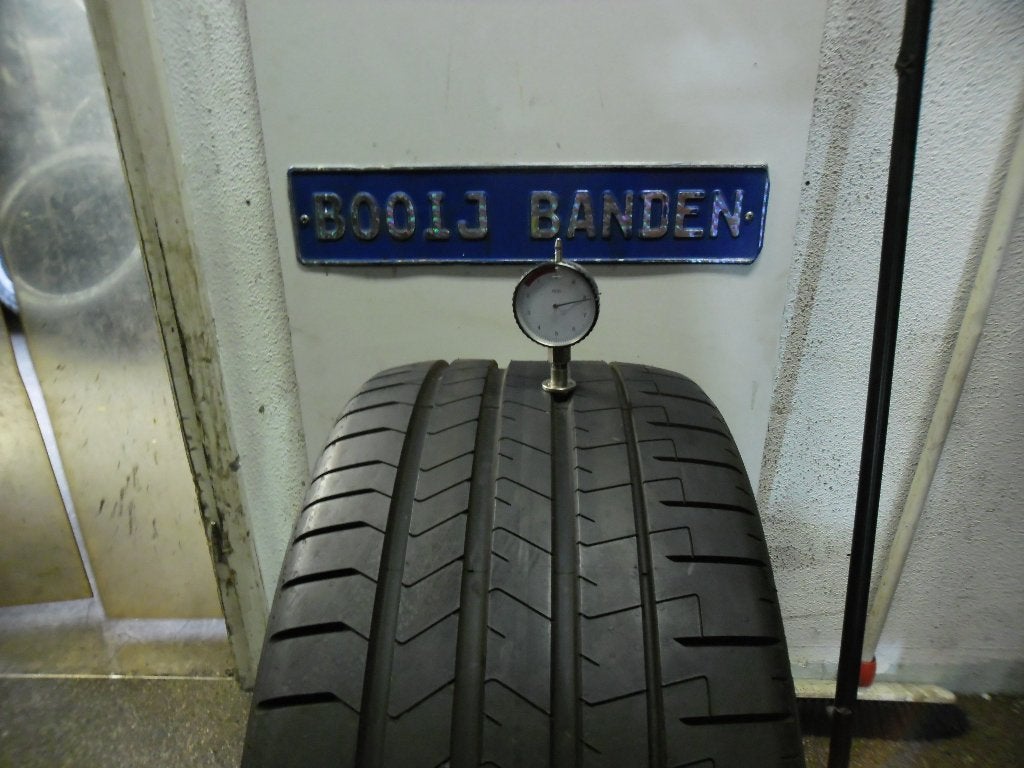295 30 21 demobanden pirelli p zero met 7,8 mm profiel, 19 inch, 295 mm, Banden en Velgen, Ophalen of Verzenden