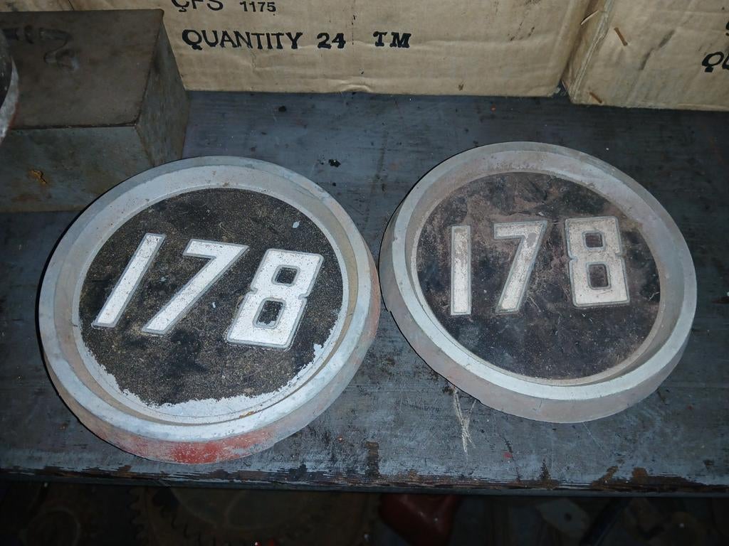 Set emblemen massey ferguson 135  168 178 175 188, Ophalen of Verzenden