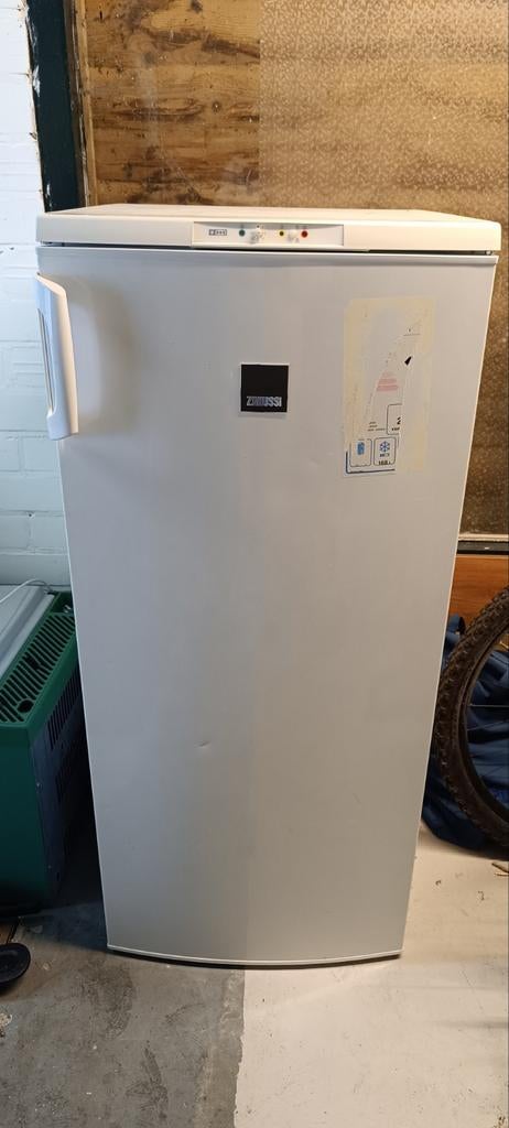 Zanussi diepvries 168 liter, Witgoed en Apparatuur, Koelkasten en IJskasten, 150 tot 200 liter, Gebruikt, Met aparte vriezer, 45 tot 60 cm