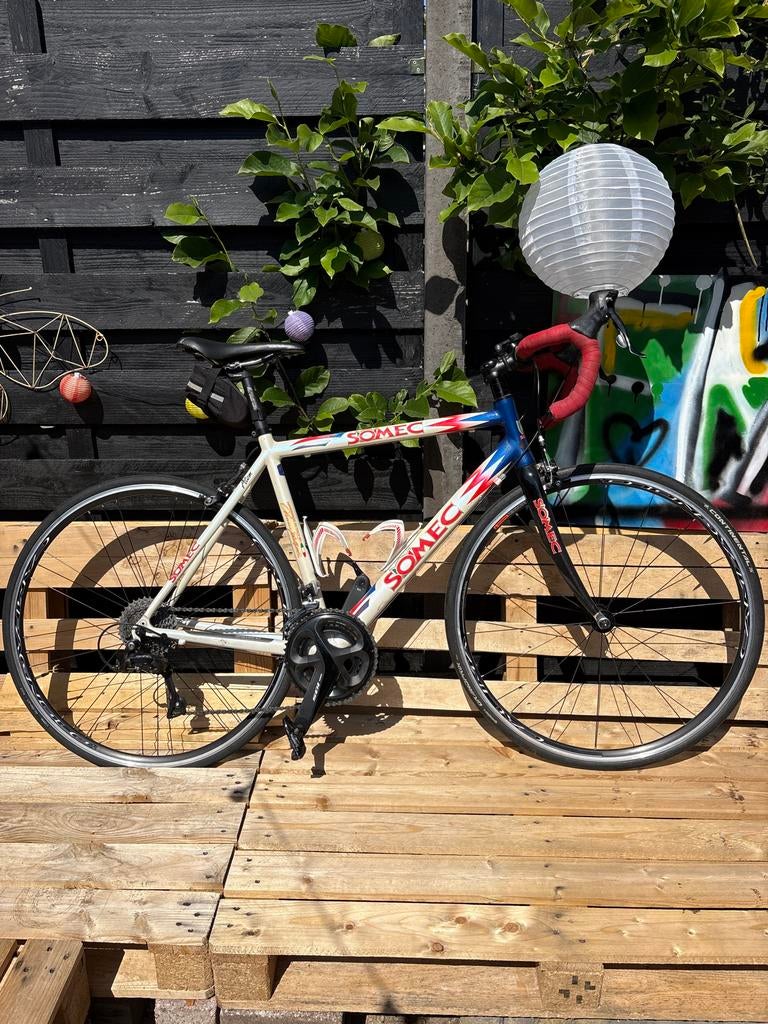 Somec racefiets, handgemaakt in Italië, Fietsen en Brommers, Fietsen | Racefietsen, 28 inch, Gebruikt, Aluminium, 15 tot 20 versnellingen