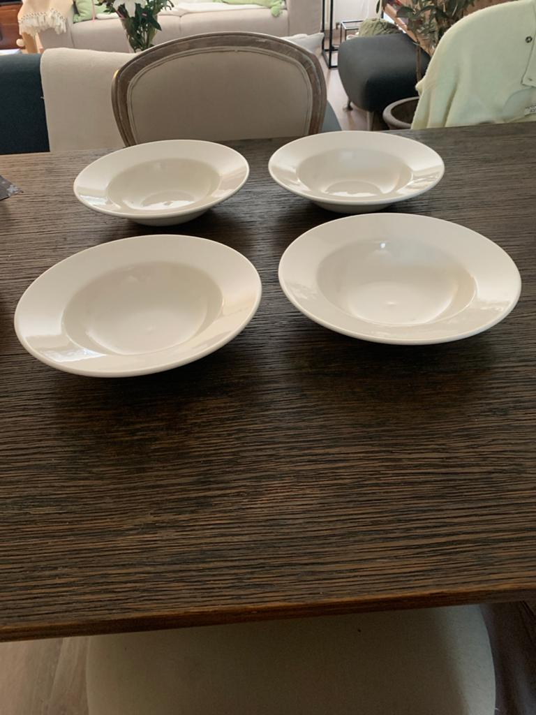 Set van 4 diepe borden/pastaborden - Made in Portugal, Ophalen, Keramiek, Zo goed als nieuw, Bord(en)