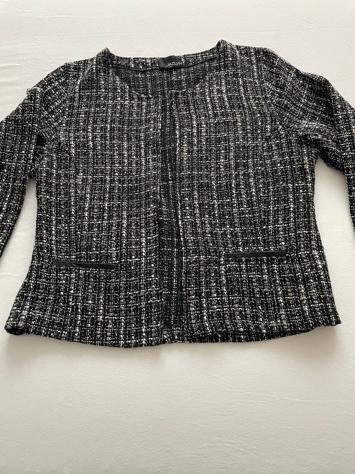 Zwart/wit Jazlyn jasje 3XL (valt als L/XL), Kleding | Dames, Zwart, Maat 42/44 (L), Ophalen of Verzenden, Zo goed als nieuw