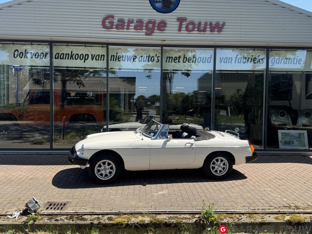 MG B 1.8 Roadster, Auto's, Oldtimers, 12 maanden, Achterwielaandrijving, 95 pk, Wit