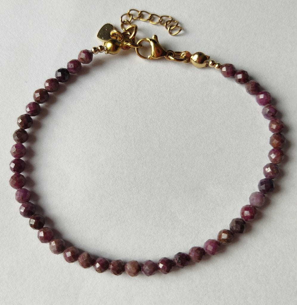 By Sabrina:Armband Robijn faceted, gold filled,rvs, Overige materialen, Overige kleuren, Nieuw, Ophalen of Verzenden
