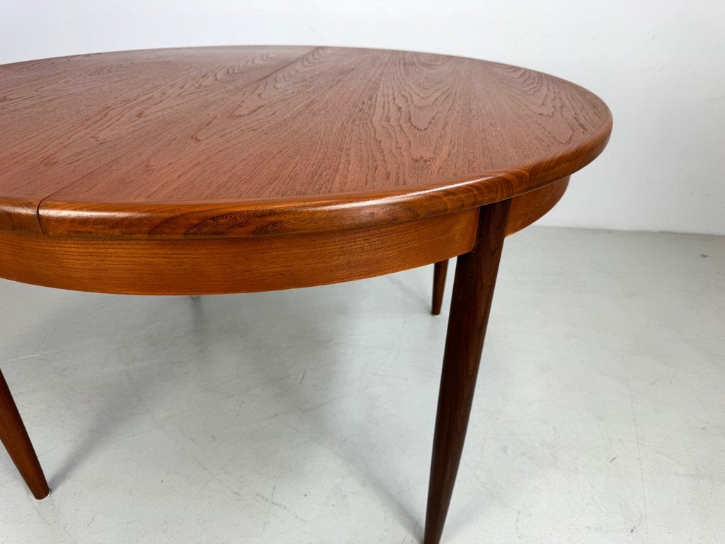 Vintage tafel G-Plan, Verzenden, 200 cm of meer, 50 tot 100 cm, Zo goed als nieuw