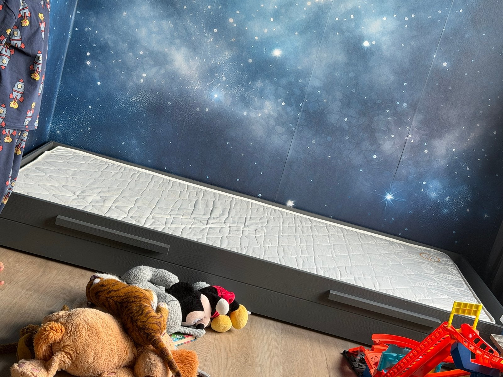 Woood bedlade met matras en lattenbodem, Ophalen, 85 tot 100 cm, Gebruikt, Lattenbodem