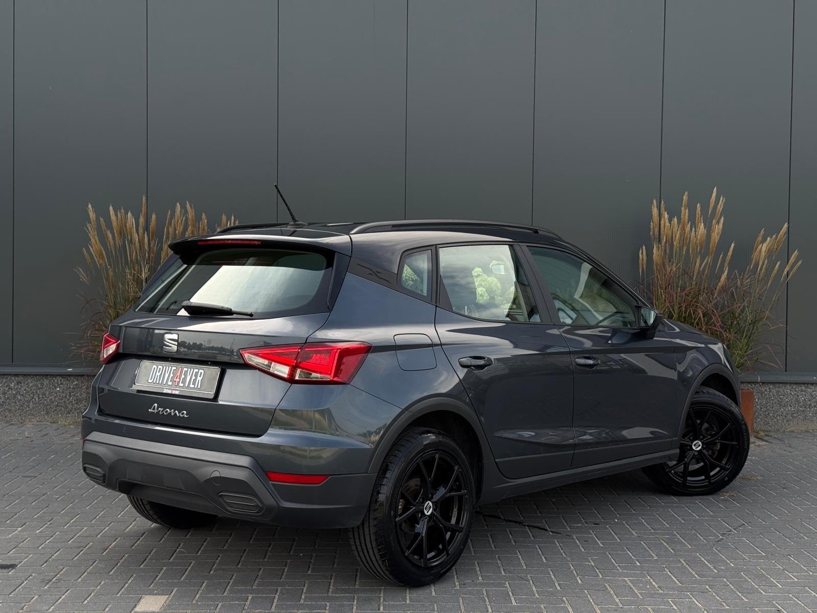 SEAT Arona 1.0 TSI Style | PDC | Carplay | LED, Dealer onderhouden, Gebruikt, Arona, Met garantie (alle)