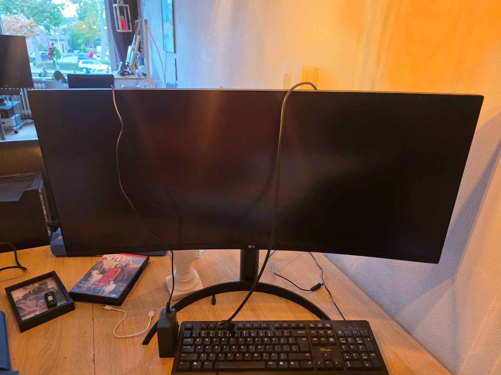 LG Curved Monitor - Zo goed als nieuw, Computers en Software, Ophalen, Zo goed als nieuw, LG, Curved