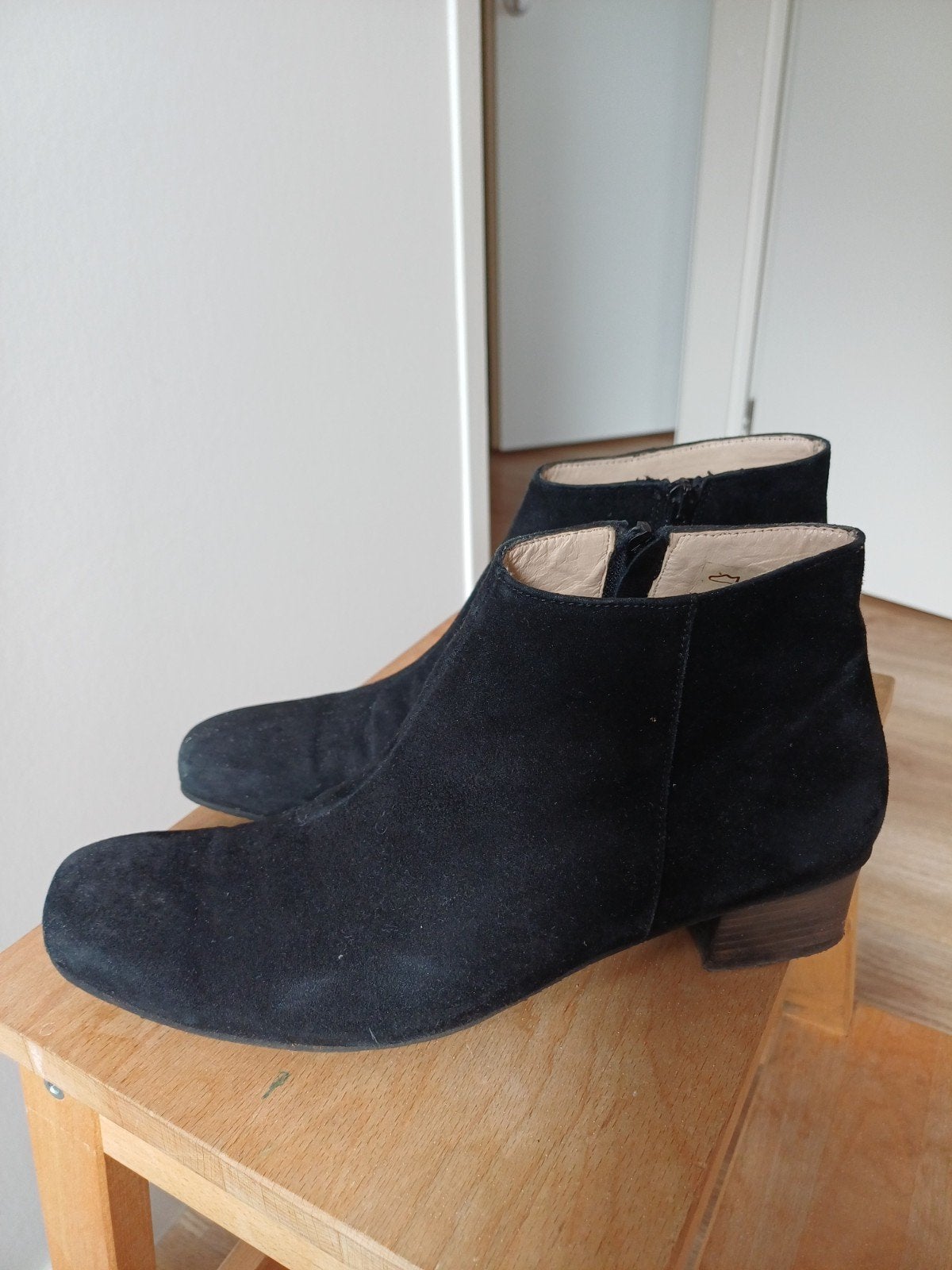 Korte laarsjes The Bird wijdte b maat 40, Kleding | Dames, Schoenen, Ophalen of Verzenden, Zo goed als nieuw, Zwart