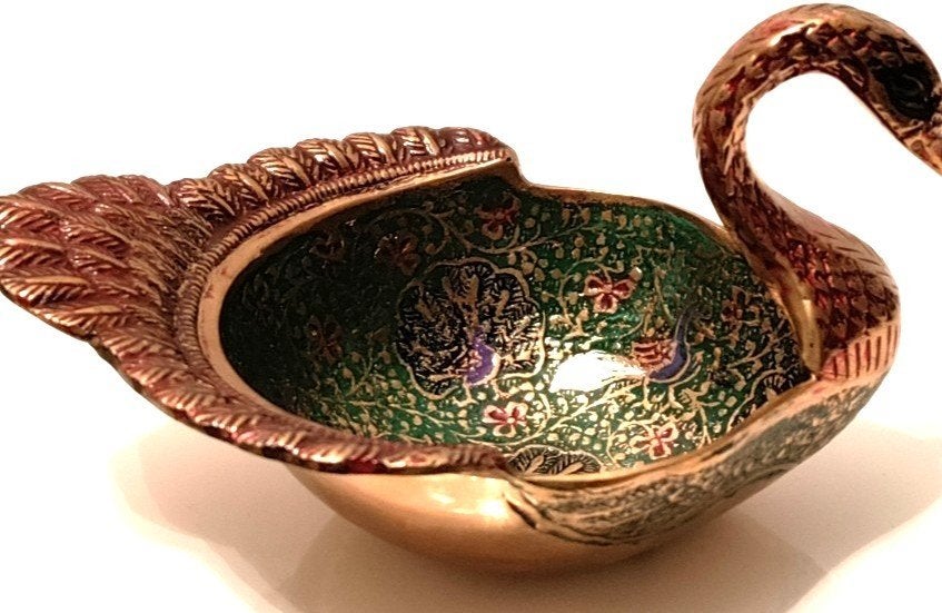 EEN DECORATIEVE MESSING SCHAAL in de vorm van een ZWAAN, Antiek en Kunst, Ophalen of Verzenden