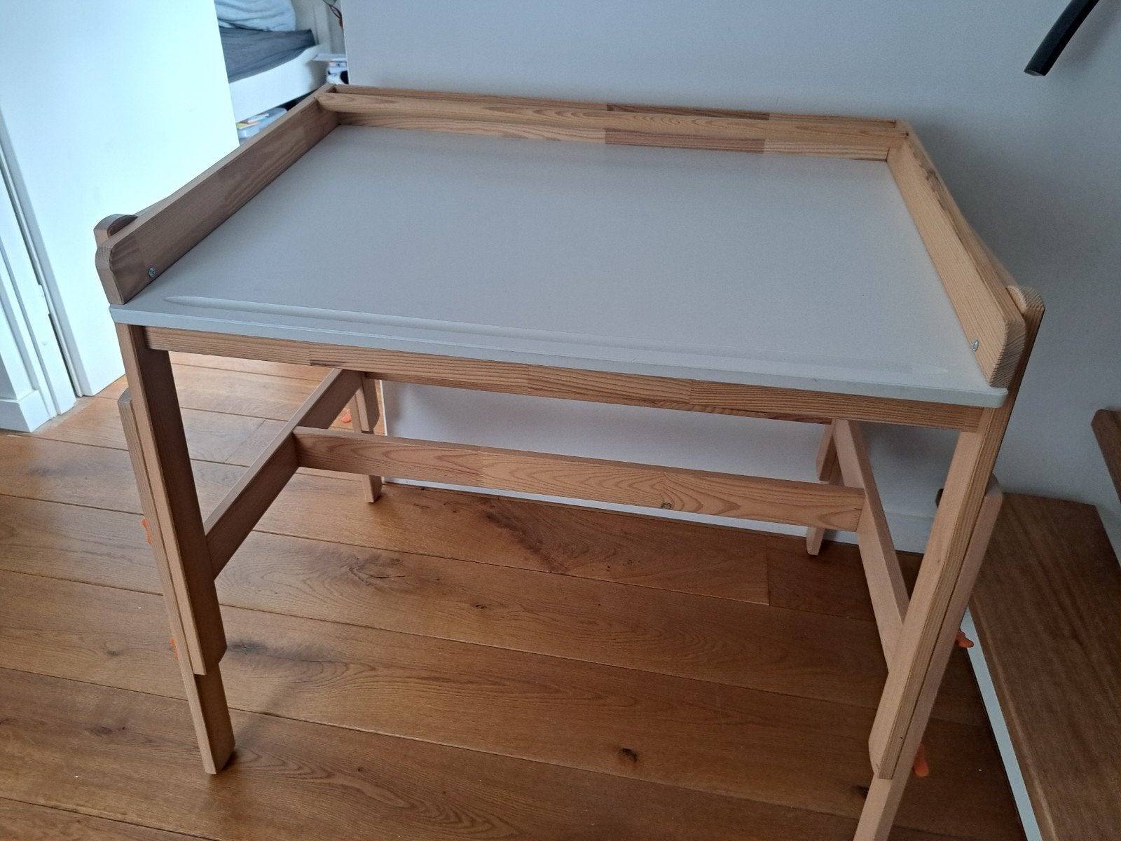 Ikea bureau, Ophalen, Minder dan 130 cm