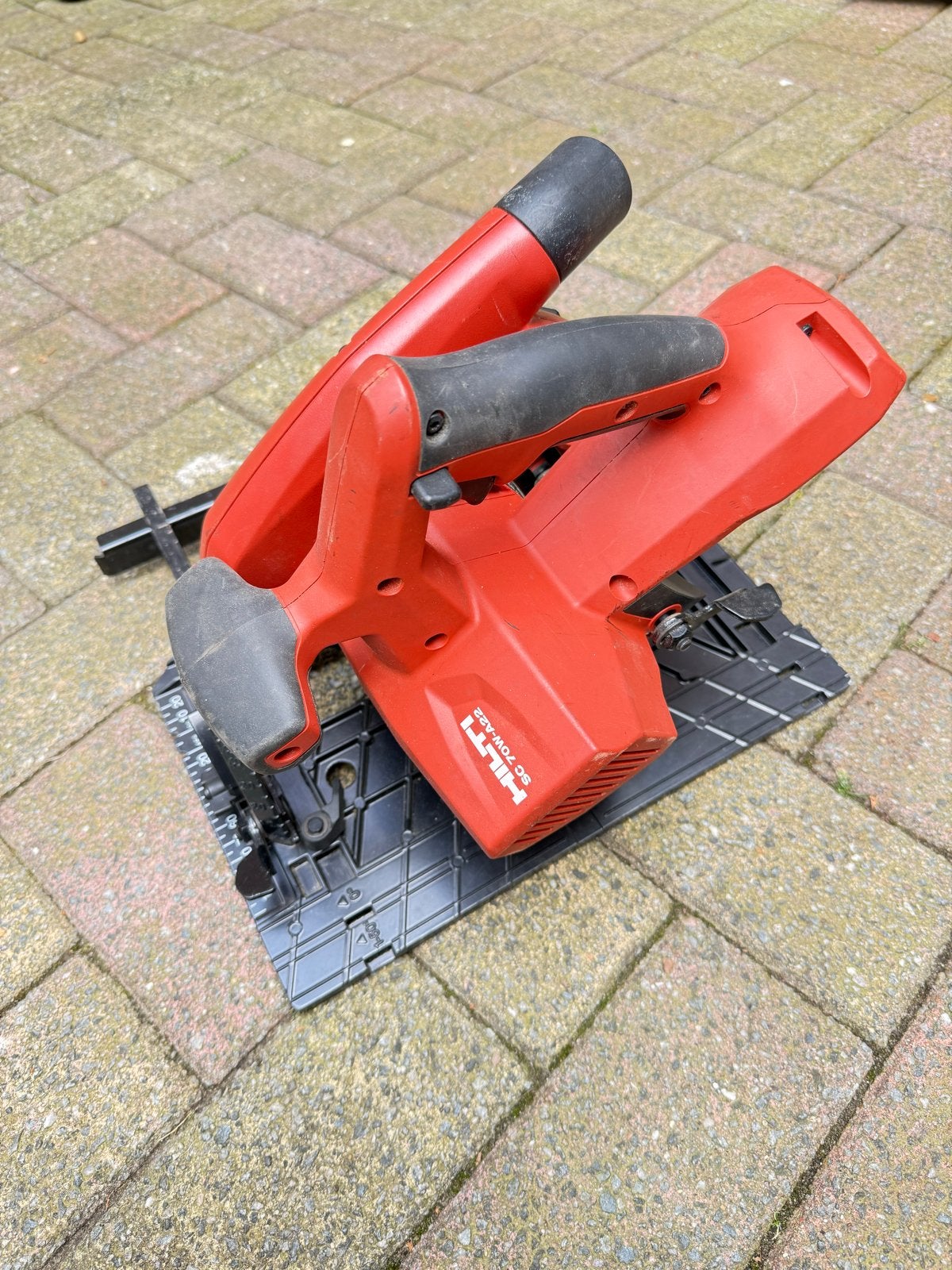 Hilti SC 70W-A36 Cirkelzaag - Krachtig en Betrouwbaar, Gebruikt, Cirkelzaag, 70 mm of meer, Ophalen of Verzenden
