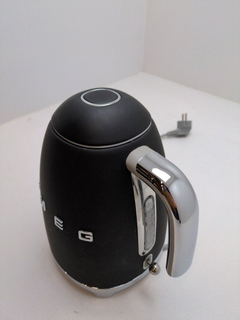SMEG waterkoker mat zwart - gebruikt, Info@mystore.nl, 1 tot 2 liter, Bruggestraat 18, Zo goed als nieuw