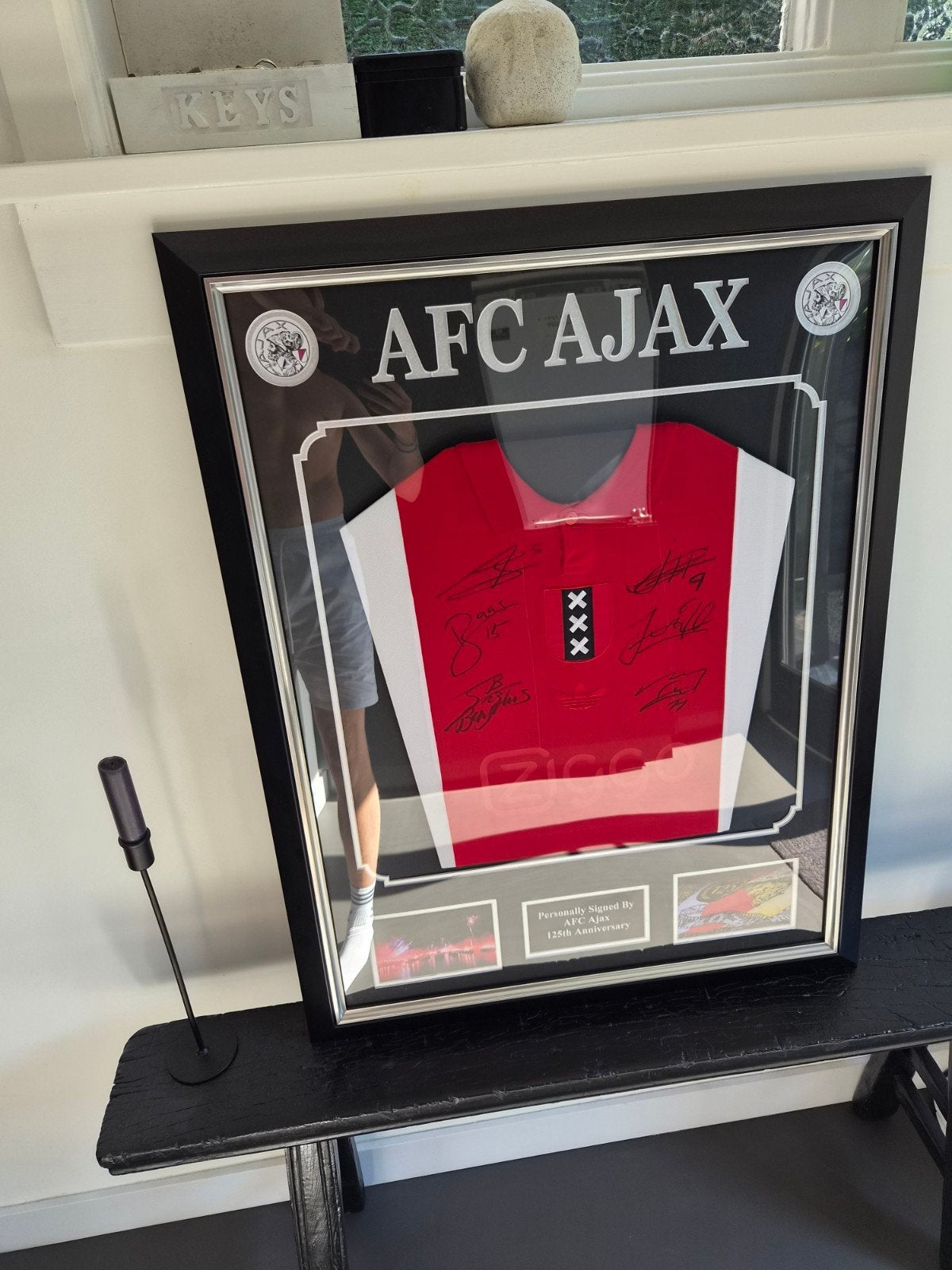 Gesigneerd AFC Ajax Shirt – 125e Jubileum – Ingelijst, Verzamelen, Sportartikelen en Voetbal, Ophalen of Verzenden