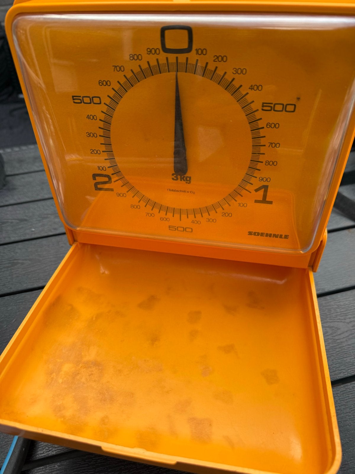 Vintage Soehnle keukenweegschaal - Oranje, tot 3 kg, Witgoed en Apparatuur, Keukenweegschaal, Ophalen of Verzenden, Gebruikt, Minder dan 10 kg