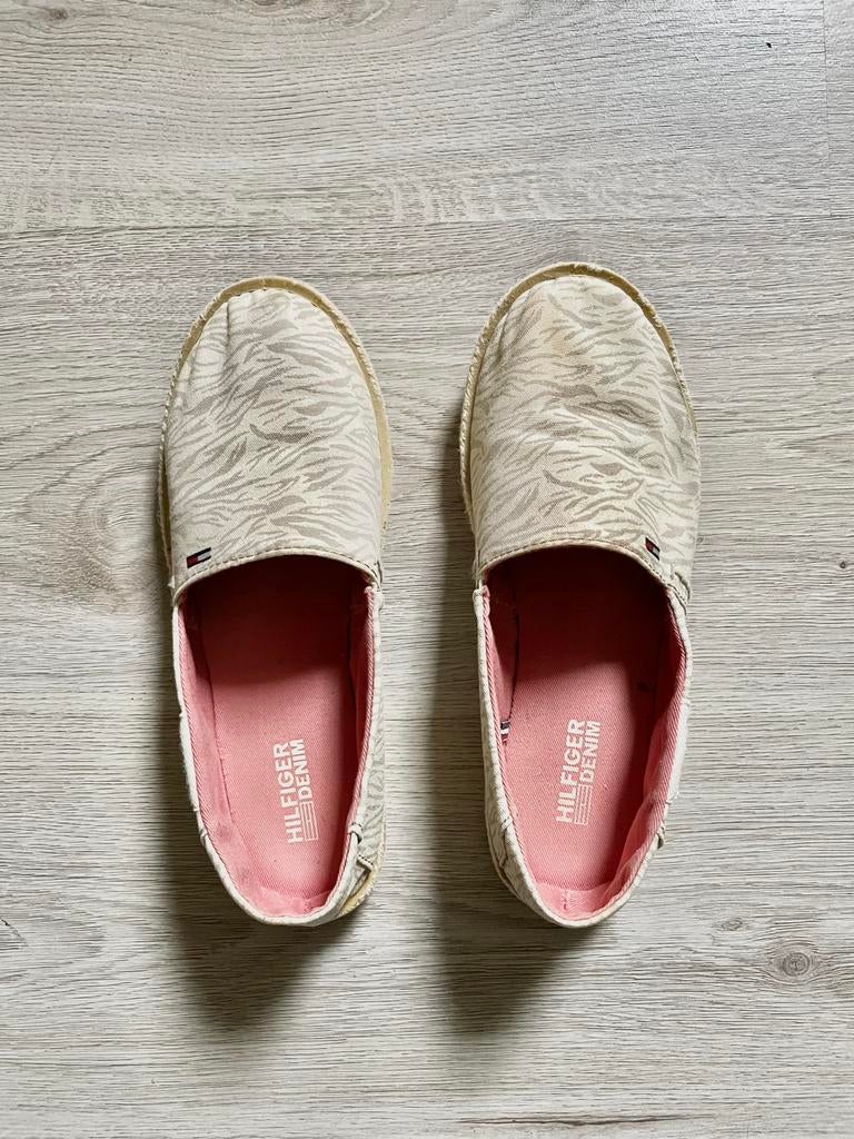 Tommy Hilfiger Denim espadrilles Beige maat 37, Beige, Ophalen of Verzenden, Espadrilles of Moccasins, Gedragen