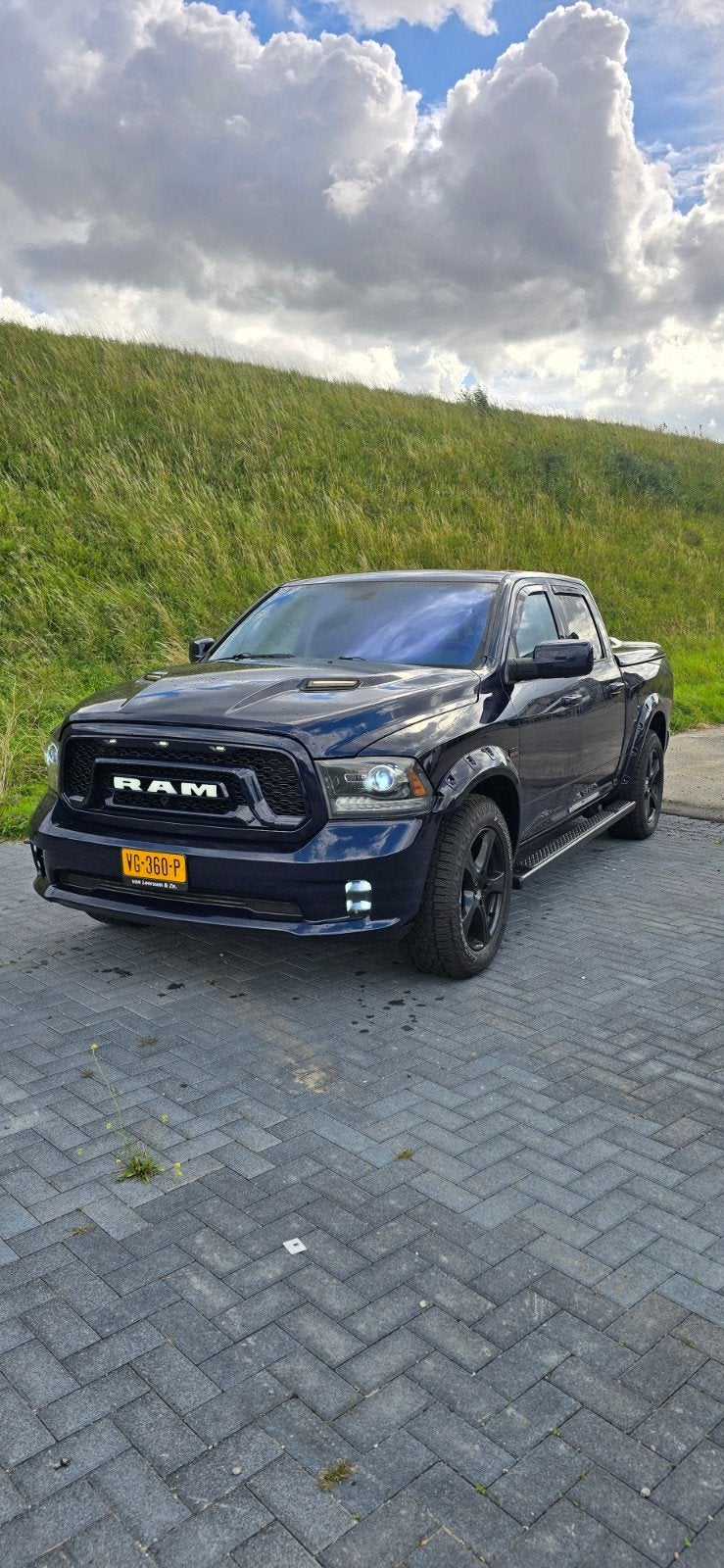 Dodge RAM bj 2014  BTW AUTO, Automaat, Euro 5, 5654 cc, Blauw