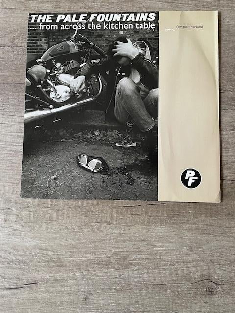 MAXI The Pale Fountains -	From Across The Kitchen Table-1985, Ophalen of Verzenden, Zo goed als nieuw, 12 inch, Poprock