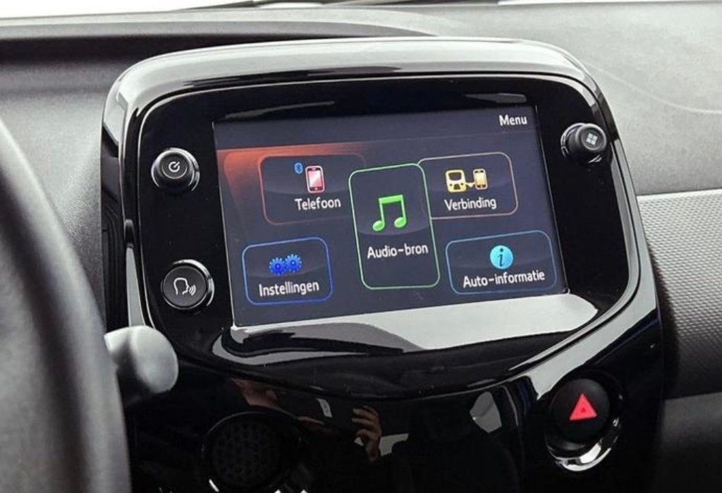 Peugeot 108 carplay radio  let op USB defecte, Ophalen, Gebruikt