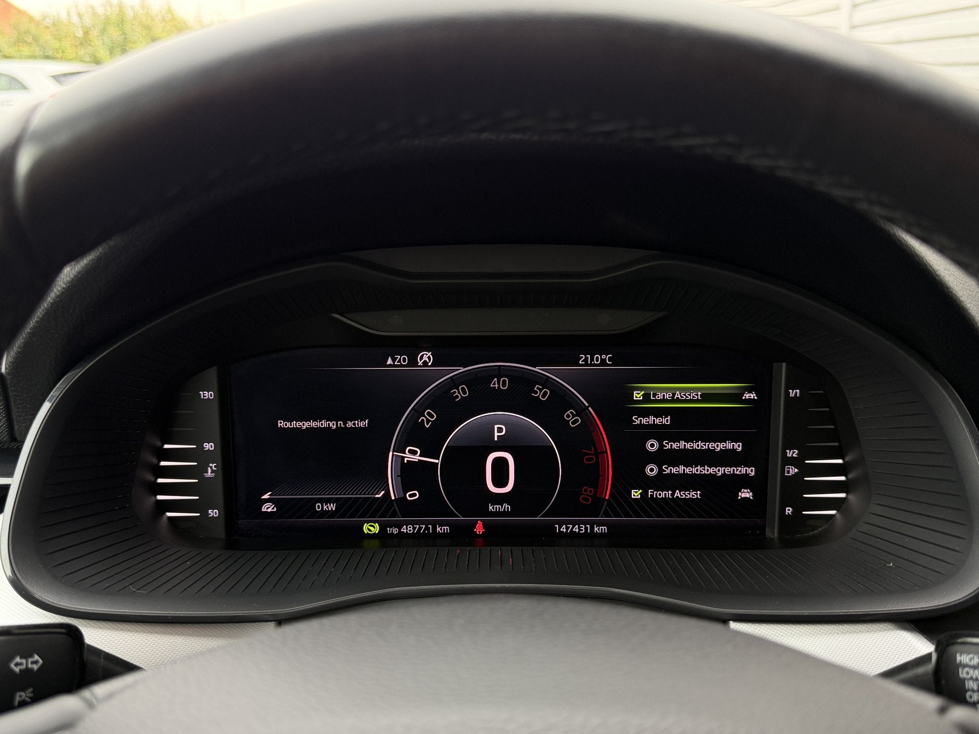Skoda Scala 1.0 TSI DSG Ambition Navi|Carplay|LED|Stoelverw, Auto's, Dealer onderhouden, Scala, Gebruikt, Huisgarantie