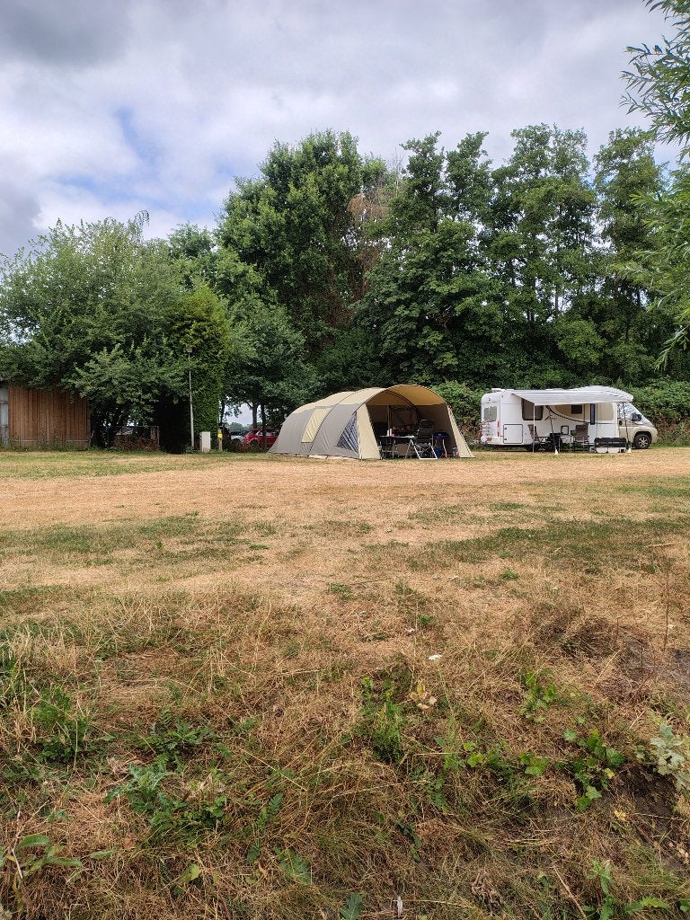 Falco 4600 tent., Ophalen, Zo goed als nieuw, Tot en met 6