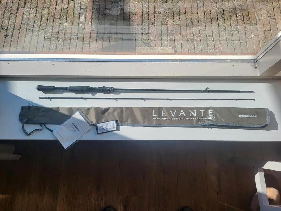 Megabass Levante F3-67LV 2P, Watersport en Boten, Ophalen of Verzenden, Nieuw, Werphengel
