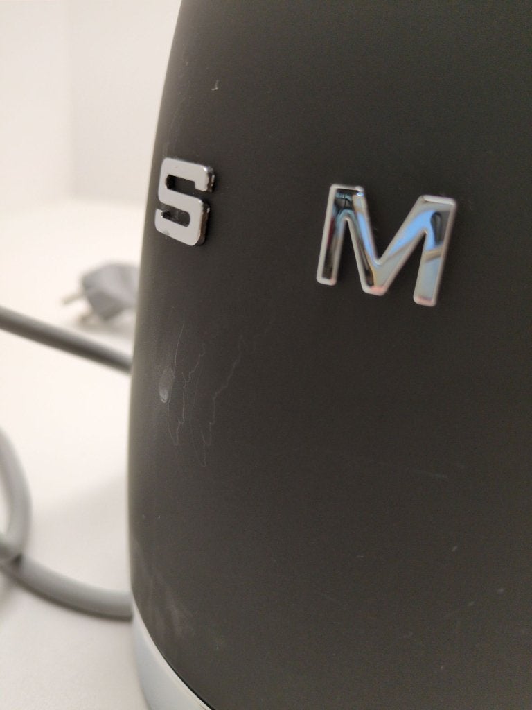 SMEG Waterkoker KLF03BLMEU mat zwart, lichte gebruikssporen, Witgoed en Apparatuur, Waterkokers, Info@mystore.nl, 1 tot 2 liter