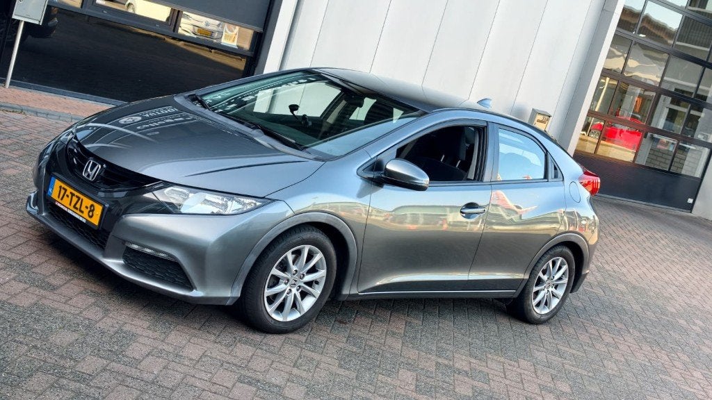 Honda Civic 1.4 I 5DR 2012 Grijs, Auto's, Honda, Particulier, Civic, ABS, Airbags, Airconditioning, Automatische klimaatregeling